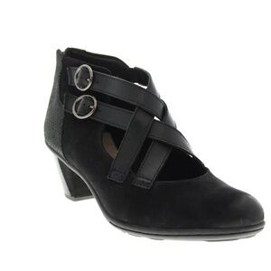 Earth Amber Women's Black Leather Criss-Cross Buckle  Size 8